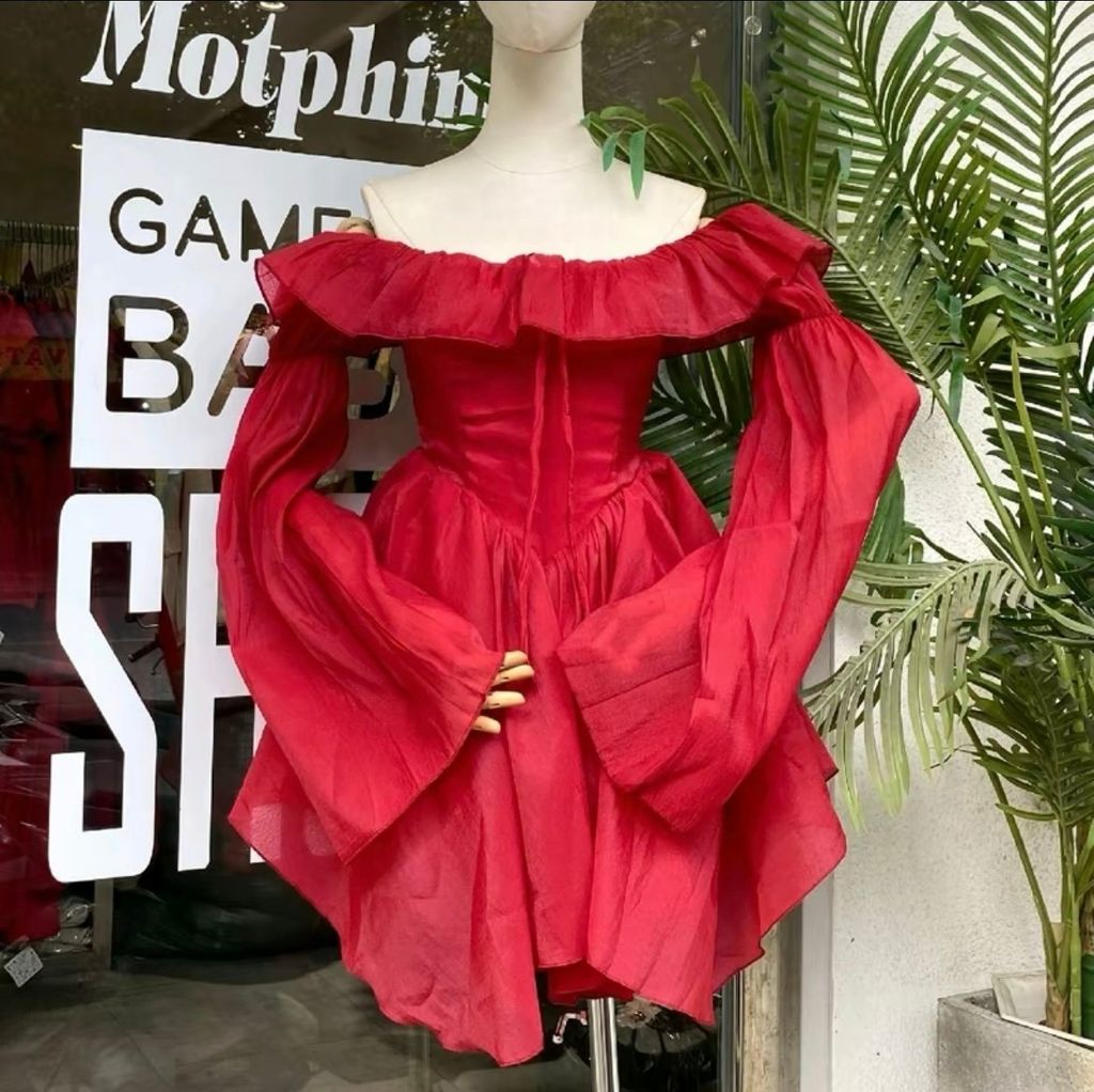 FREESIZE ĐẦM XOÈ TRỄ VAI VOAN TƠ FIVE DRESS