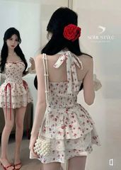 SET HOA ĐỎ ÁO CROPTOP PHỐI NƠ KÈM CHÂN VÁY TẦNG XOÈ NGẮN