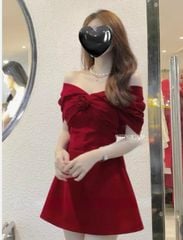 FREESIZE ĐẦM NHUNG ĐỎ BẸT VAI ĐÍNH HOA HỒNG ROSIE DRESS