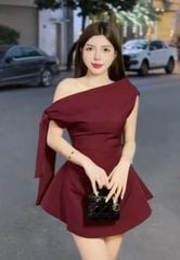 ĐẦM XÒE LỆCH VAI BUỘC NƠ KÈM TAG NƠ