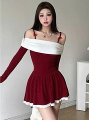 ĐẦM ĐỎ XÒE BODY TAY DÀI 2 DÂY ĐÍNH NƠ PHỐI BẸT VAI TRẮNG