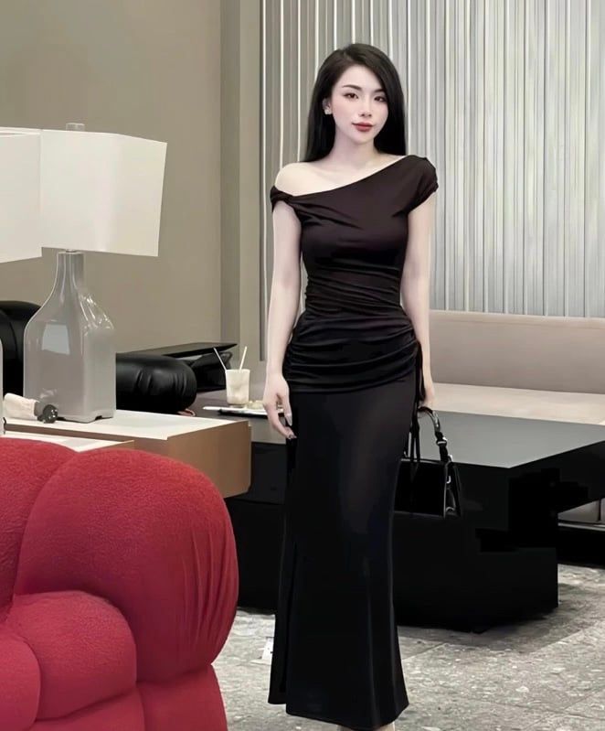 (NT) ĐẦM BODY DÀI XOẮN VAI LỆCH ĐUÔI CÁ NHÚN EO CHE KHUYẾT ĐIỂM