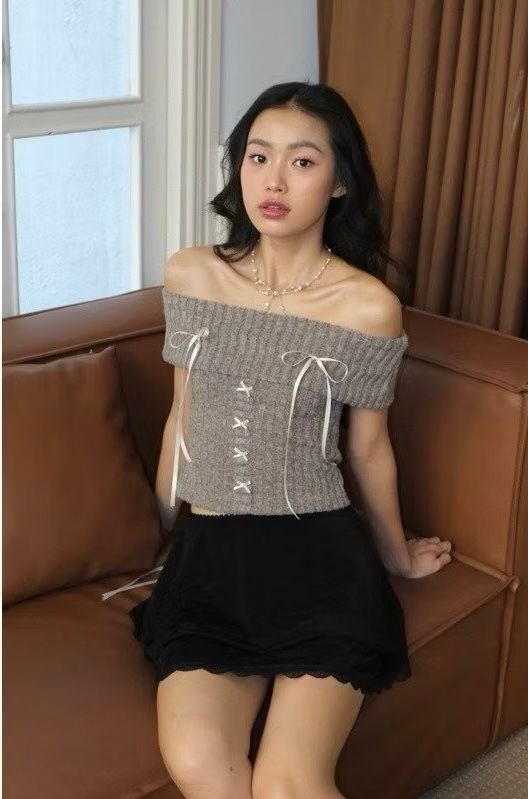 ÁO LEN CROPTOP BẸT VAI ĐÍNH NƠ