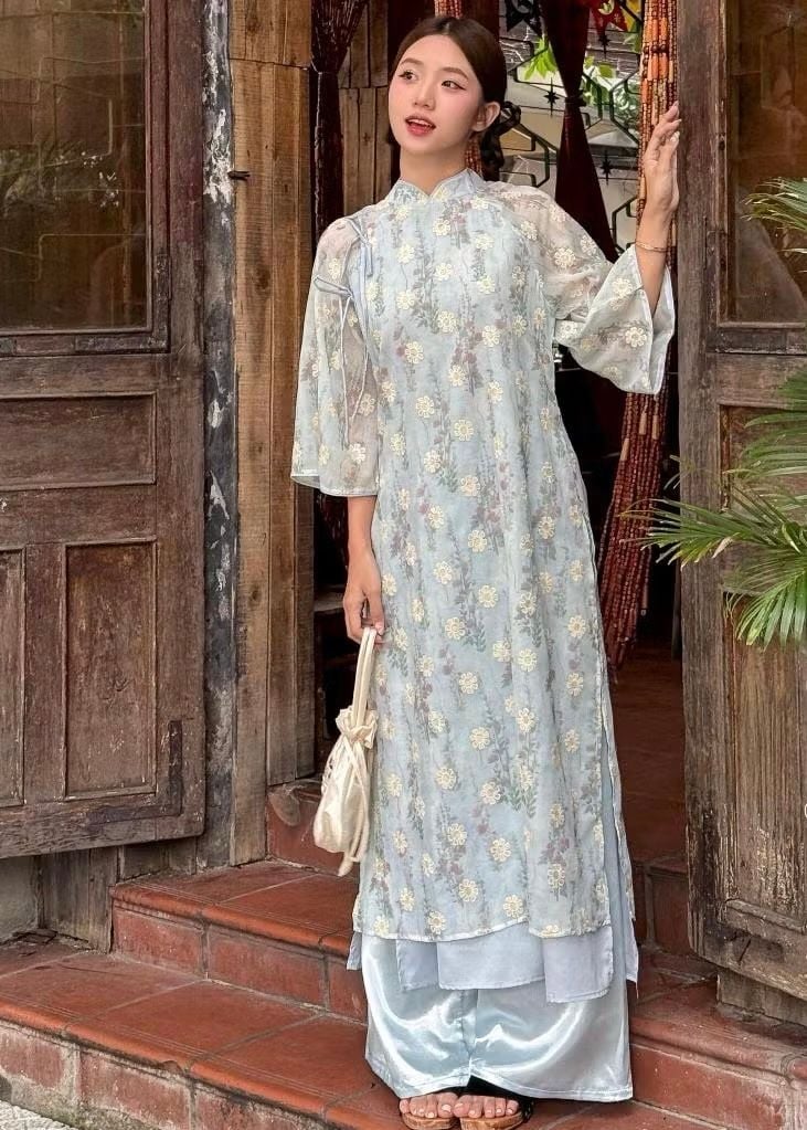 SET ÁO DÀI CÁCH TÂN VOAN TƠ BẠCH VŨ IN HOA PHỐI NƠ ĐÔI QUẦN SATIN BÓNG