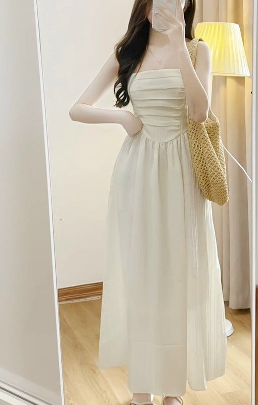 ĐẦM CÚP NGỰC XẾP LY 2 DÂY LOU DRESS