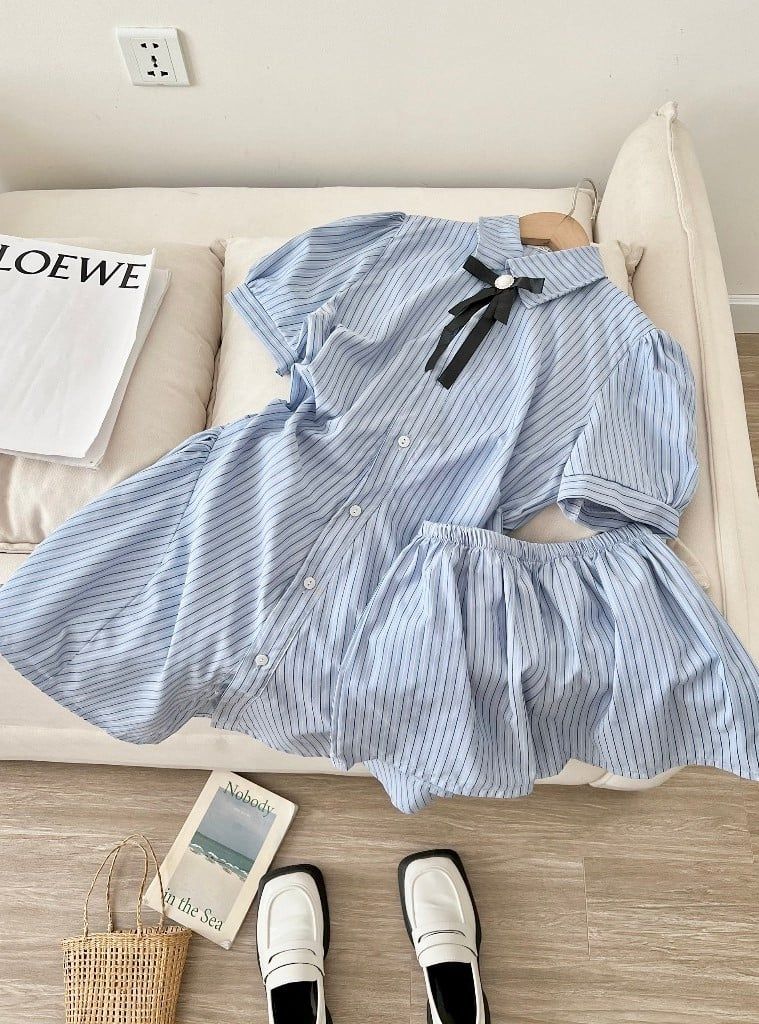 SET VÁY SƠ MI KẺ SỌC NƠ ĐEN KÈM QUẦN BẢO HỘ