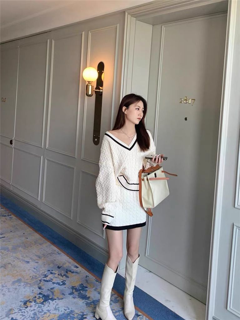 SET VÁY LEN XOẮN THỪNG CỔ TIM KÈM CHÂN VÁY