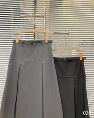 CHÂN VÁY XẾP LI CHÉO XƯỚC DÁNG A DÀI