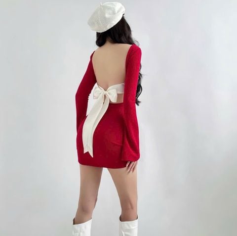 ĐẦM ĐỎ THUN GÂN BODY HỞ LƯNG CỘT EO TRẮNG NGẮN