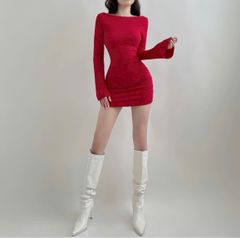 ĐẦM ĐỎ THUN GÂN BODY HỞ LƯNG CỘT EO TRẮNG NGẮN