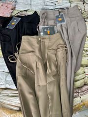 QUẦN TÂY ỐNG RỘNG CÓ TÚI CỘT DÂY 2 BÊN