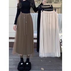 CHÂN VÁY REN KÈM DÂY NƠ ÁNH KIM DÁNG DÀI