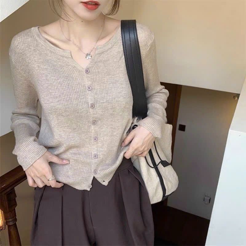ÁO LEN TAY DÀI KHÔNG CỔ CÀI NÚT