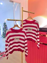 ÁO LEN SỌC TRẮNG ĐỎ CHỮ CHLOE