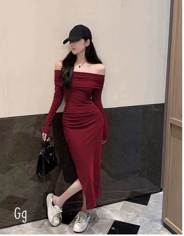 ĐẦM LEN GÂN BẸT VAI ĐỎ DÁNG ÔM DÀI XẺ TÀ 1 BÊN