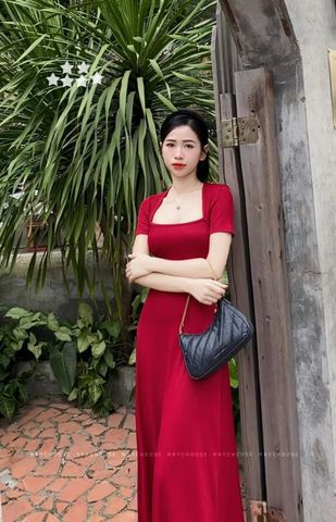 ĐẦM THUN GÂN ĐỎ SUÔNG DÀI CỔ U TAY DÀI