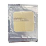  Urgoclean 10cm x 10cm – Gạc thấm hút và loại bỏ mảnh hoại tử 