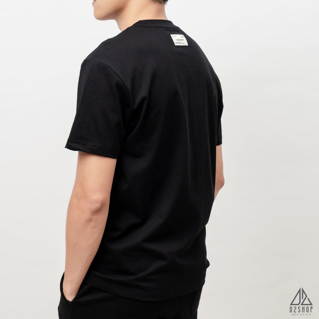 Áo thun đắp ngực Graphic