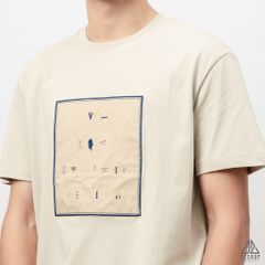 Áo thun đắp ngực Graphic