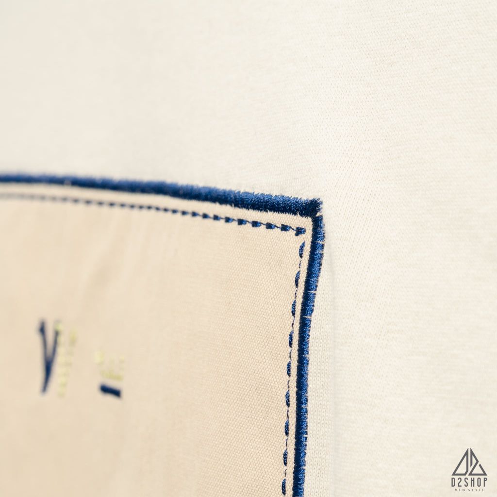 Áo thun đắp ngực Graphic