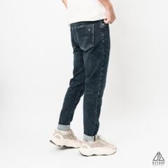 Quần jean xanh đậm dập túi nổi V