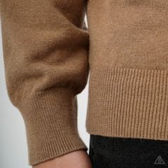 Áo len cổ lọ