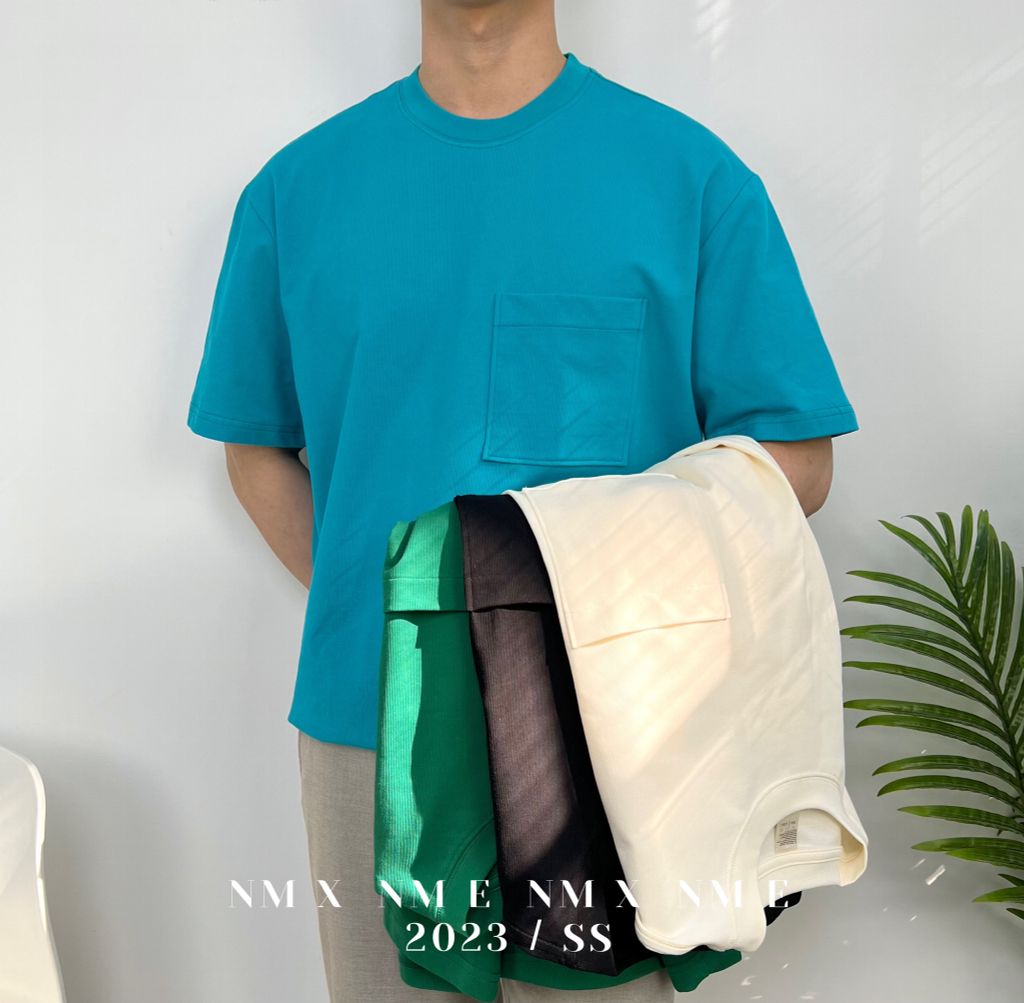 Áo thun vải gân sọc phối túi