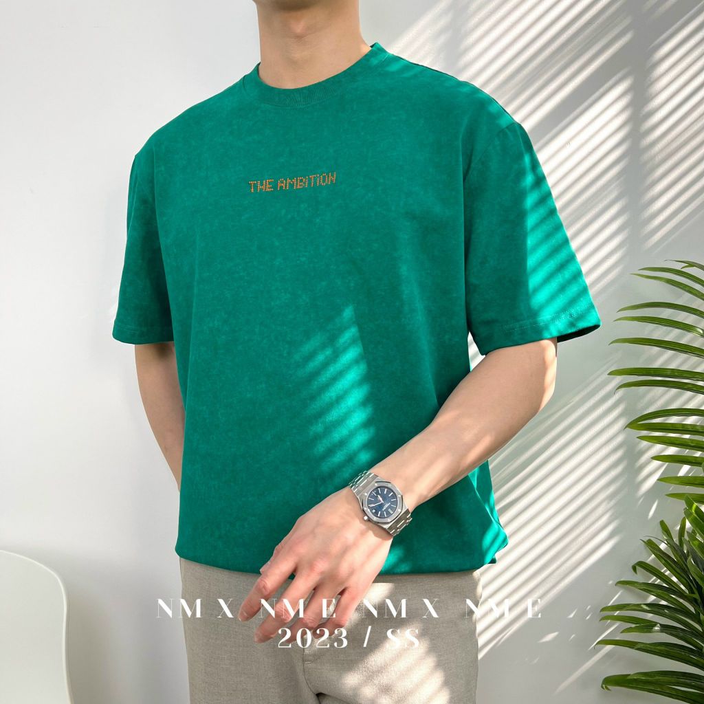 Áo thun wash thêu chữ AMBITION