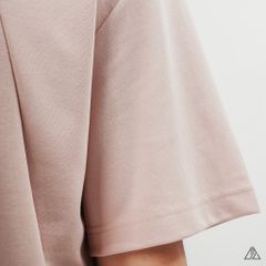 Áo thun cổ tròn may ráp