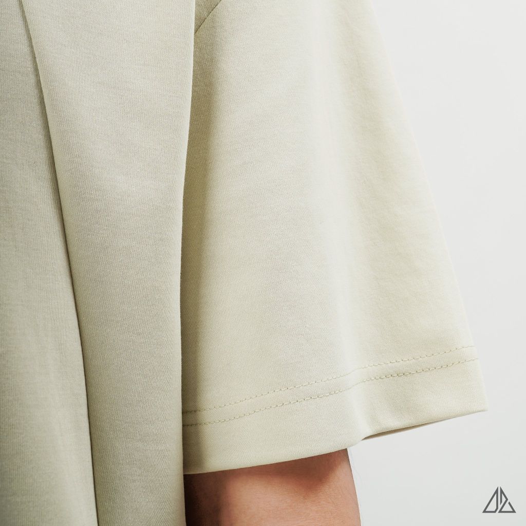 Áo thun cổ tròn may ráp