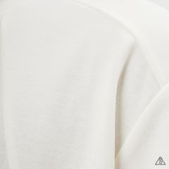 Áo thun cổ tròn may ráp