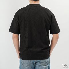 Áo thun cổ tròn fom rộng vải thêu nổi