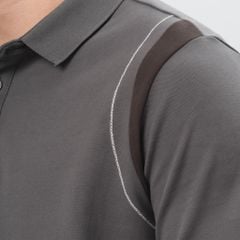 Áo polo phối viền vai chỉ nổi