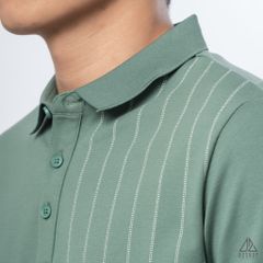 Polo phối ngực sọc đứng