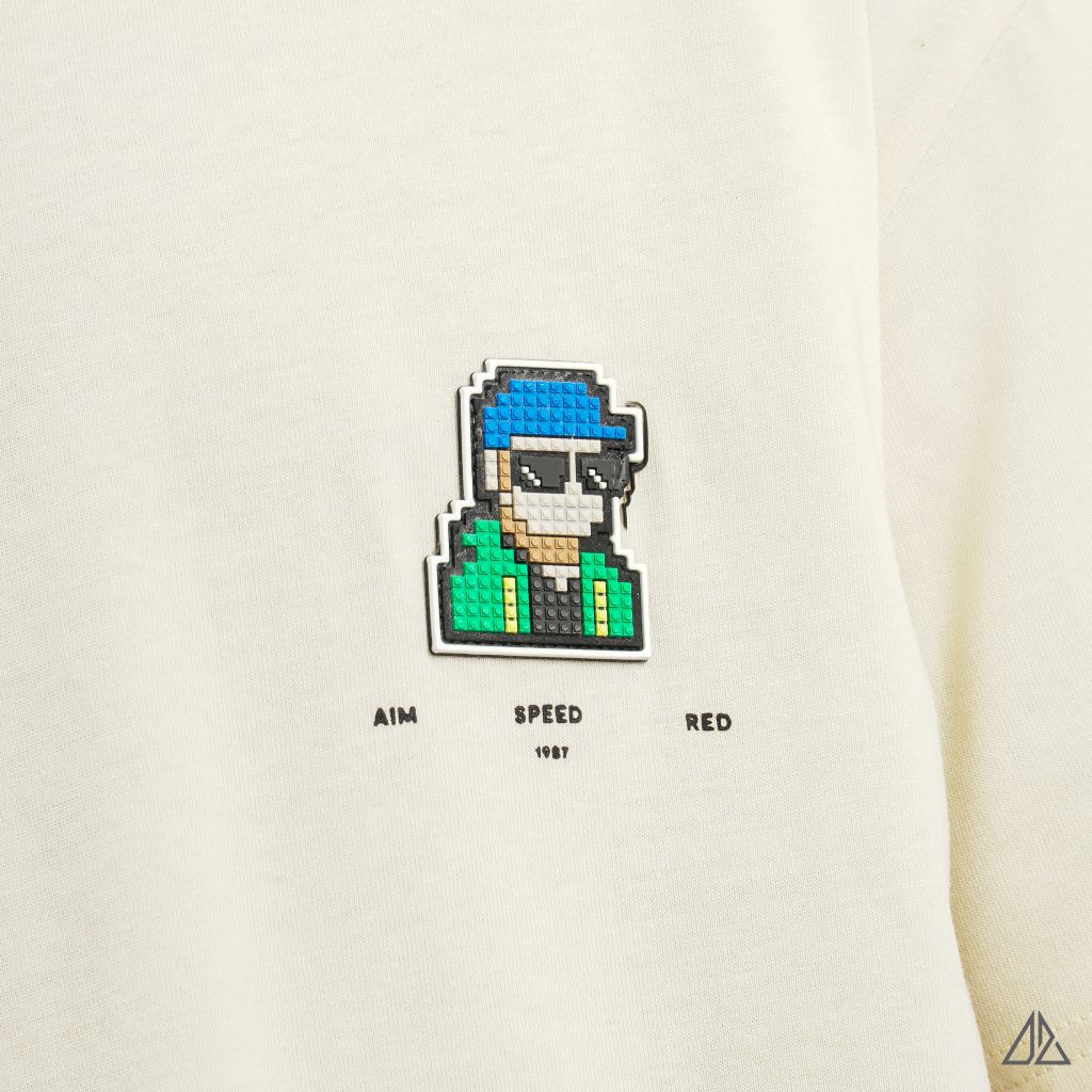 Áo thun cổ tròn in lưng PIXEL STYLE