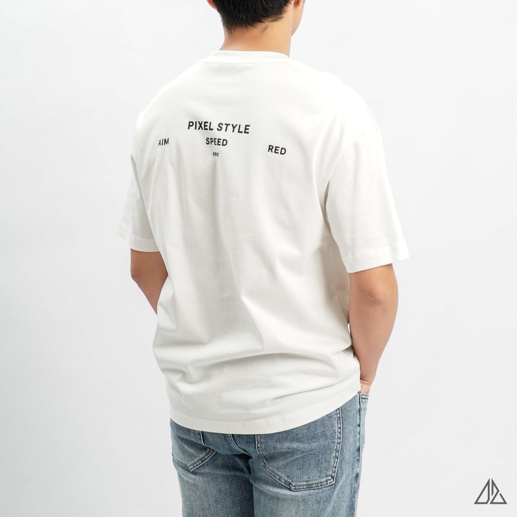Áo thun cổ tròn in lưng PIXEL STYLE