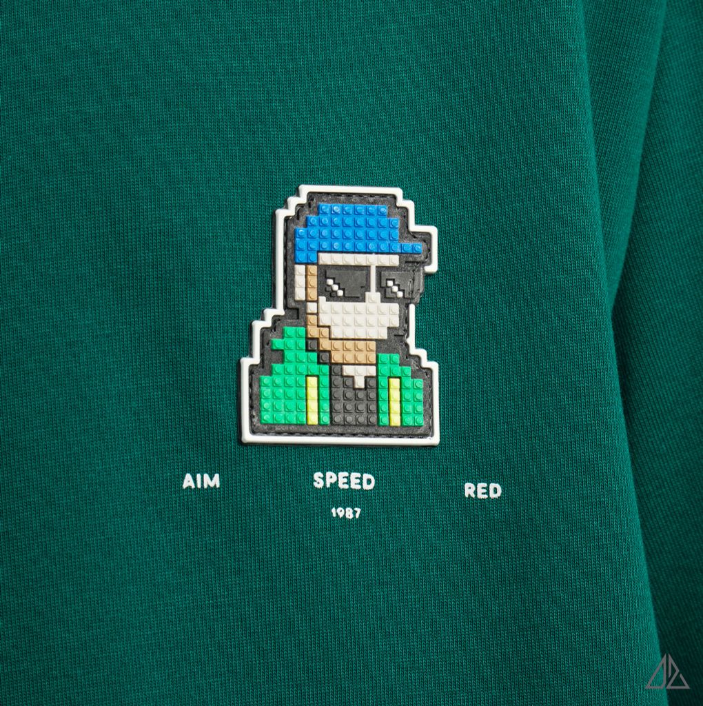 Áo thun cổ tròn in lưng PIXEL STYLE