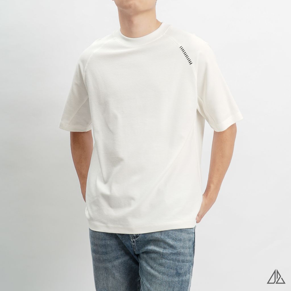 Áo thun cổ tròn Raglang thêu vai BEARCAMP