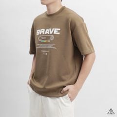 Áo thun cổ tròn in chữ Brave