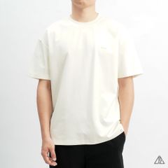 Áo thun cổ tròn in chữ nổi GGG