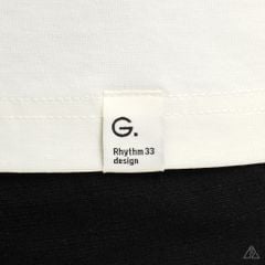 Áo thun cổ tròn in chữ nổi GGG
