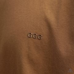 Áo thun cổ tròn in chữ nổi GGG
