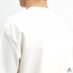 Áo thun cổ tròn in chữ nổi GGG