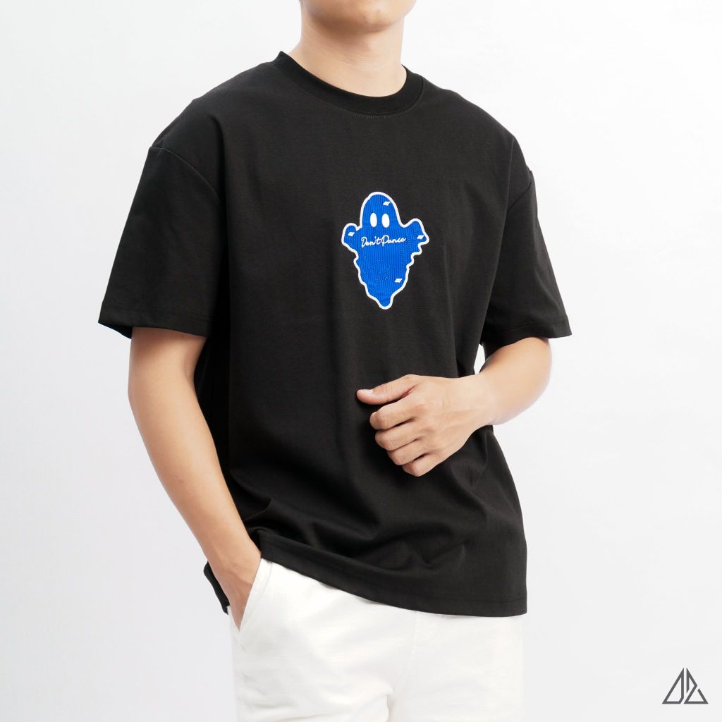 Áo thun cổ tròn thêu ngực con ma