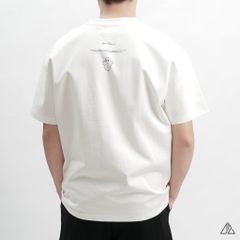 Áo thun cổ tròn thêu ngực con ma