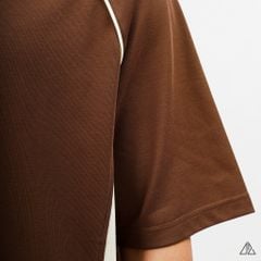 Áo thun cổ tròn phối viền eo