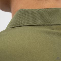 Áo polo đắp ngực kem đen thêu chữ STRENGHT