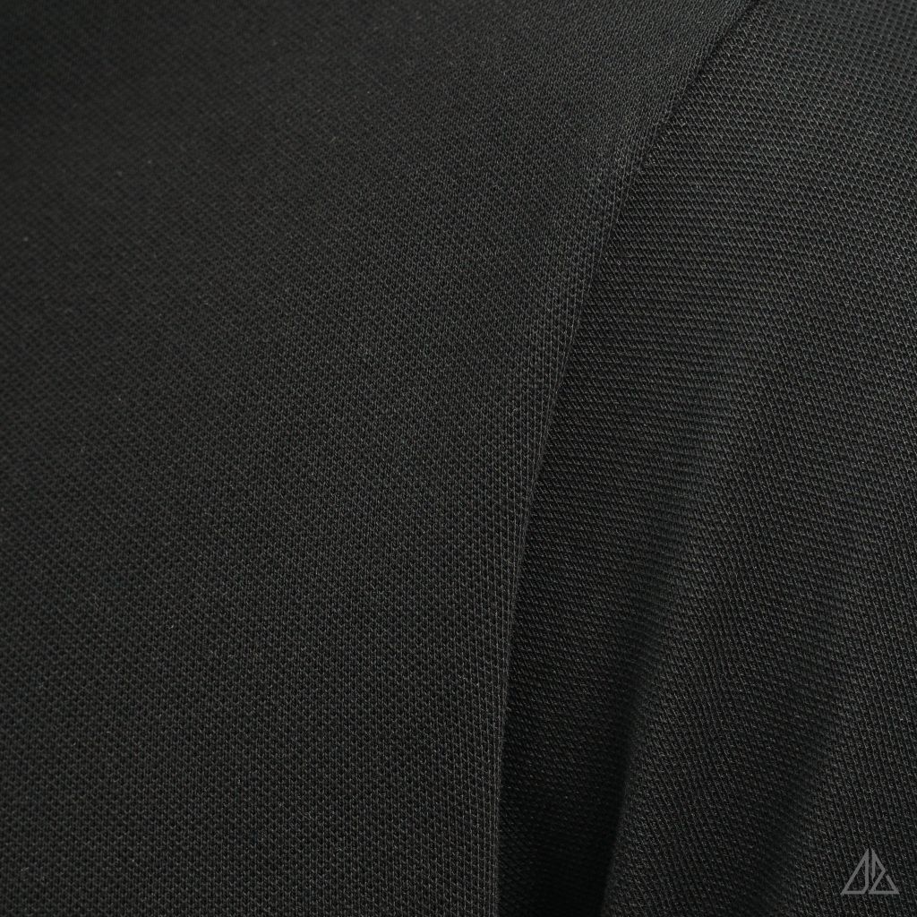 Áo polo phối ngực kem in chữ STAY NOTRUDE NICE