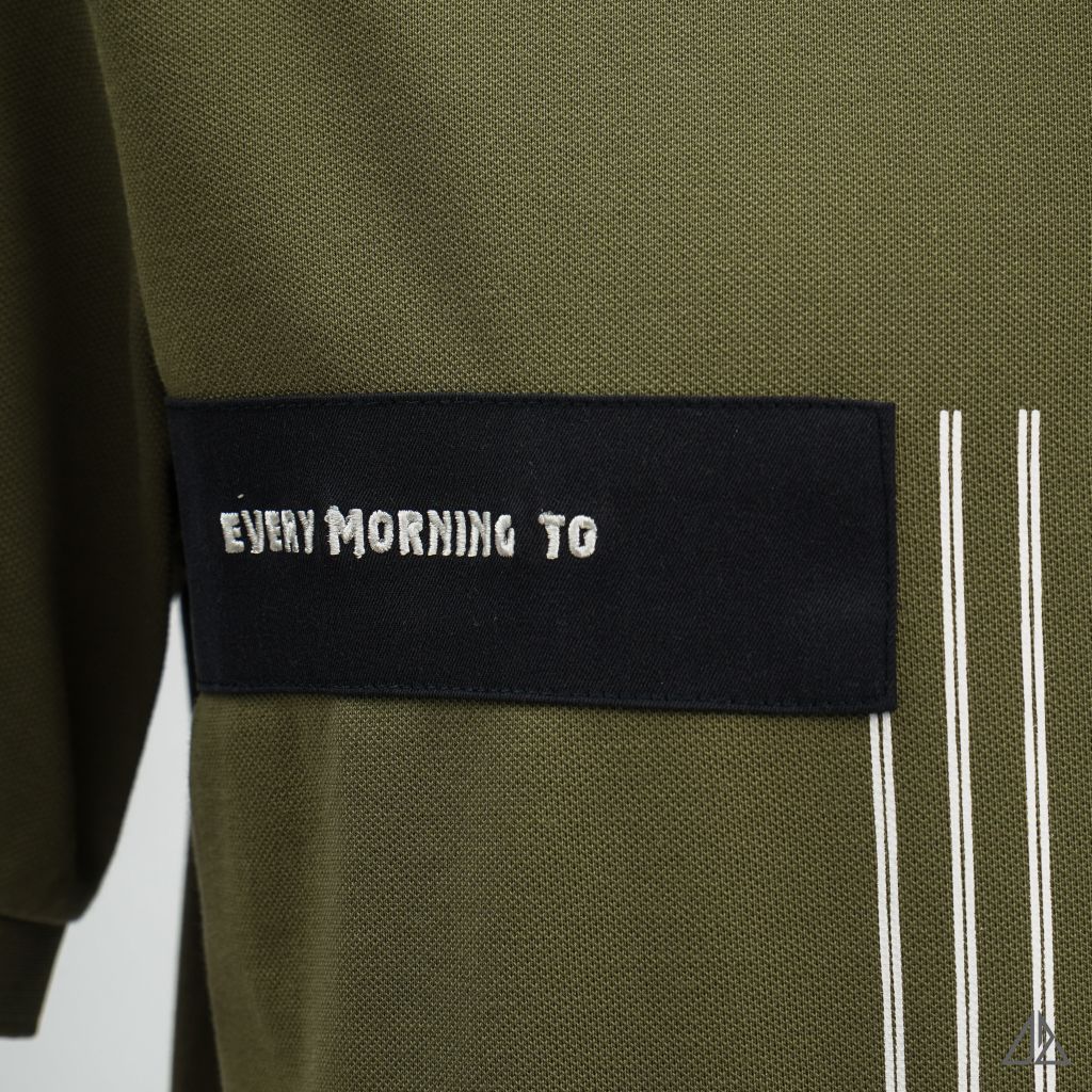 Áo polo in sọc ngực EVERY MORNING TO