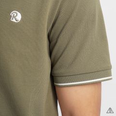 Áo polo viền cổ thêu ngực R